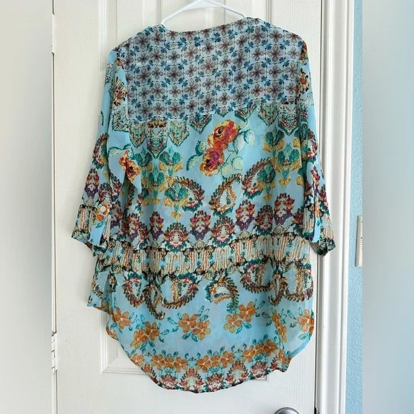 Figueroa and Flower Top Womens Large BOHO Blouse Roll Tab Blue Floral - Picture 3 of 4